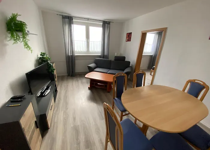 80 Qm Drei Schlafzimmer Und Wohnzimmer *