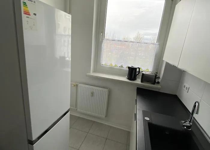 Apartment 80 Qm Drei Schlafzimmer Und Wohnzimmer *