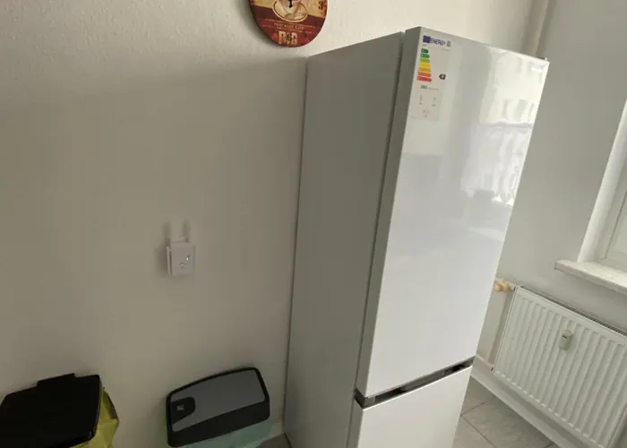 Apartment 80 Qm Drei Schlafzimmer Und Wohnzimmer Wefensleben